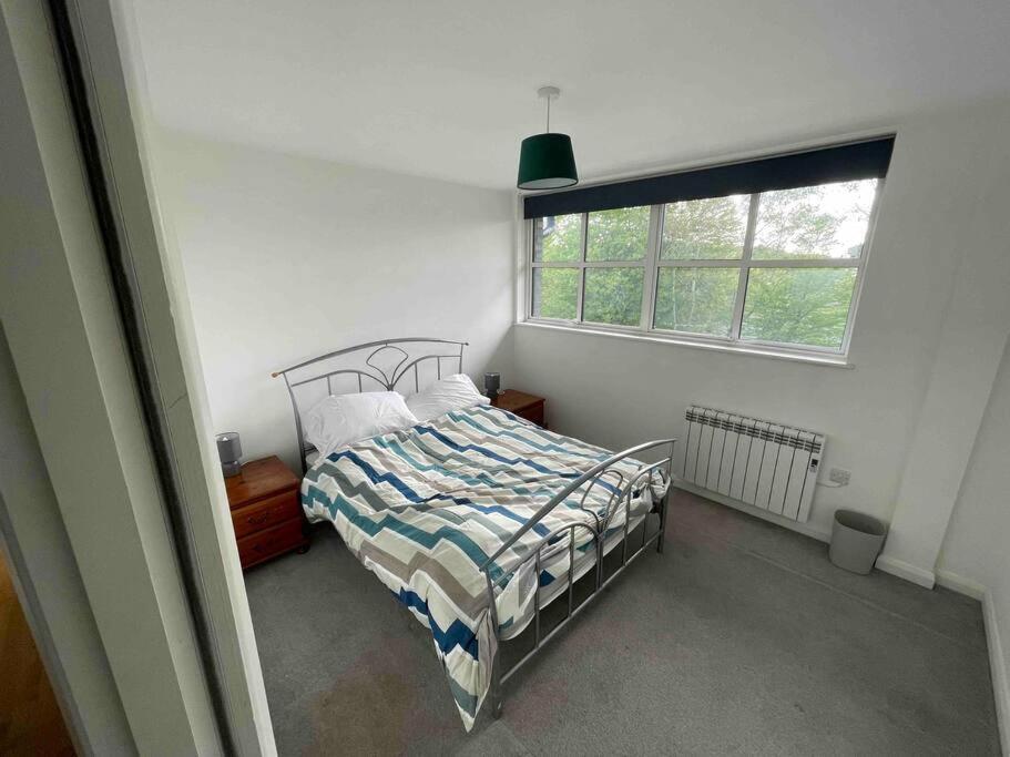 2 Bed City Centre Flat Бат Экстерьер фото